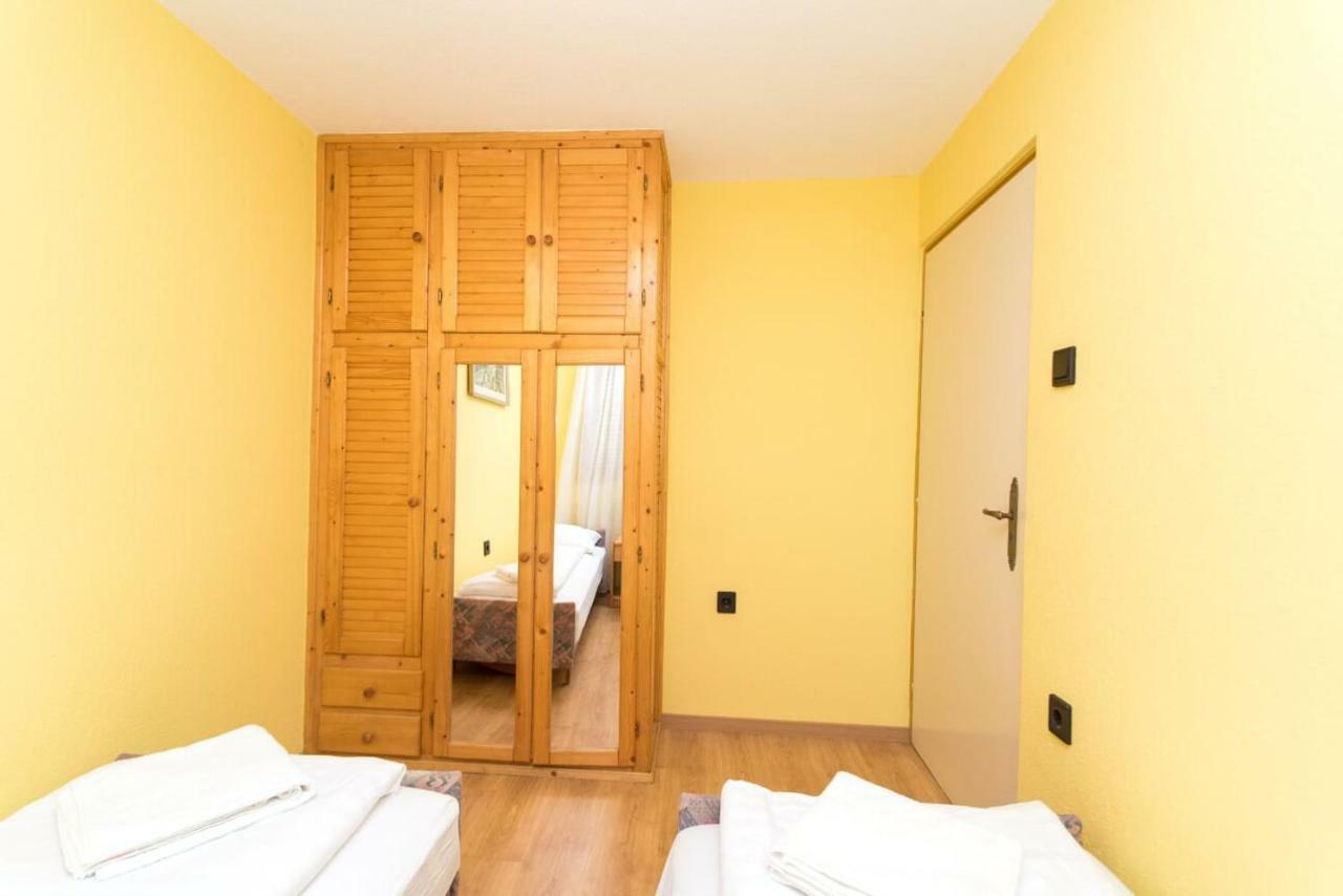 Appartement Kaman Pince à Alsópáhok Extérieur photo